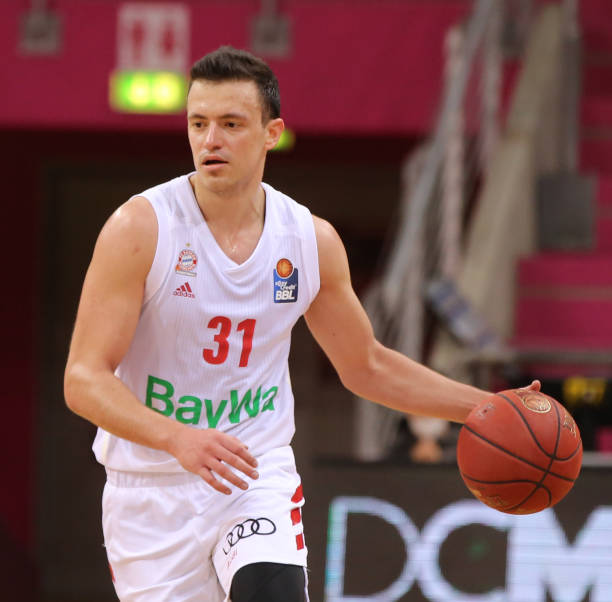 念注重攻守 念注重攻守