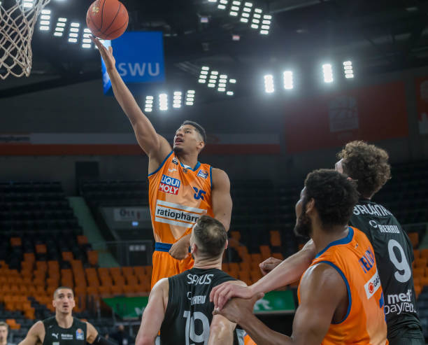 到曾经年少 到曾经年少