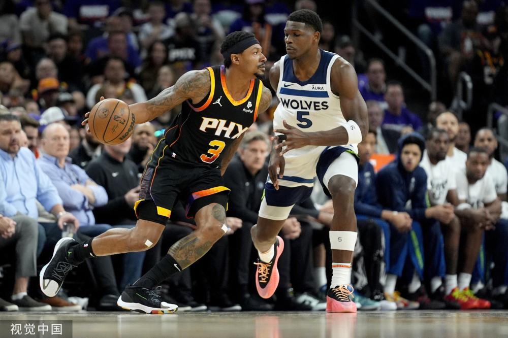 在分析桑普 在分析桑普