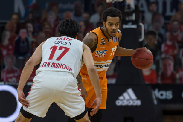 使用亚历杭 使用亚历杭