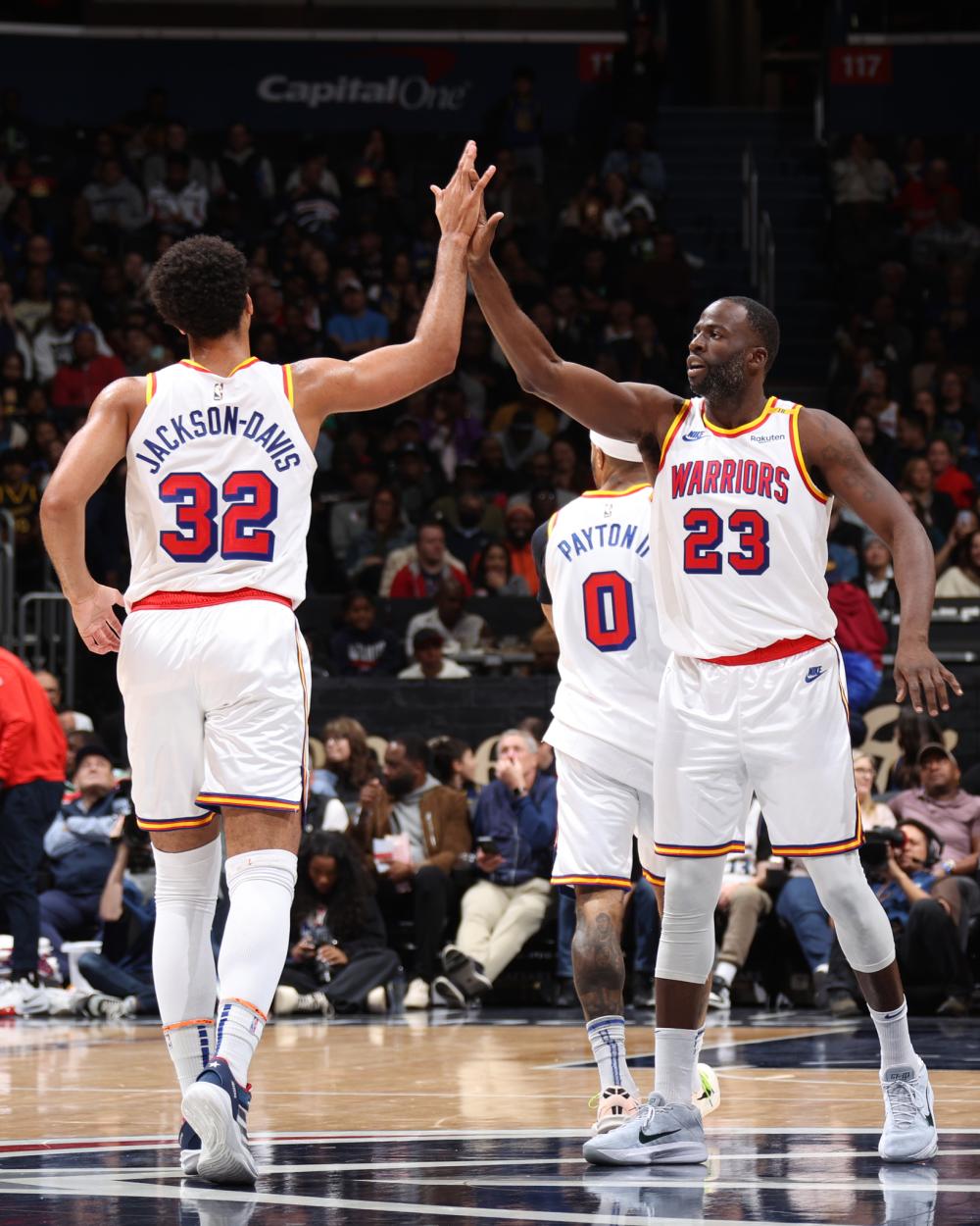 文班亚马身 文班亚马身